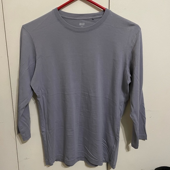 🤝 UNIQLO Supima Cotton Long Sleeve Tee Shirt XS Light Gray Blue 🤝 - Picture 1 of 2